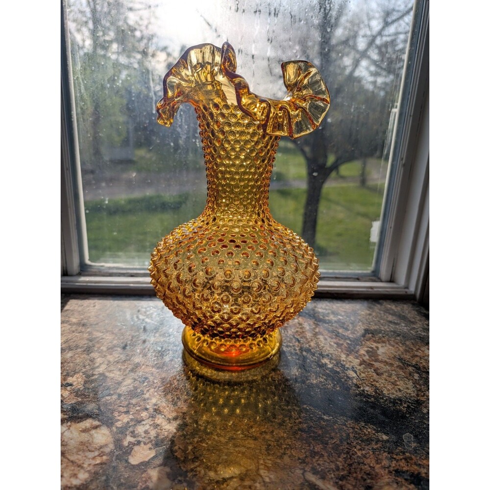 VINTAGE FENTON AMBER GLASS 11” HOBNAIL VASE - Excellent condition!